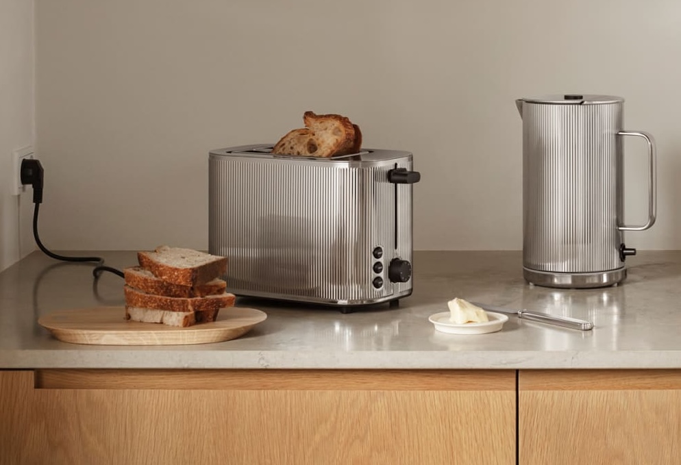 An image of a Georg Jensen toaster and kettle